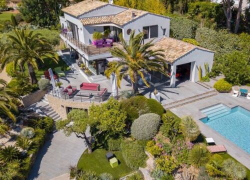 Belle Villa Contemporaine avec Vue Mer – La Croix Valmer